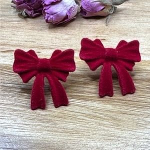 Red bow earrings